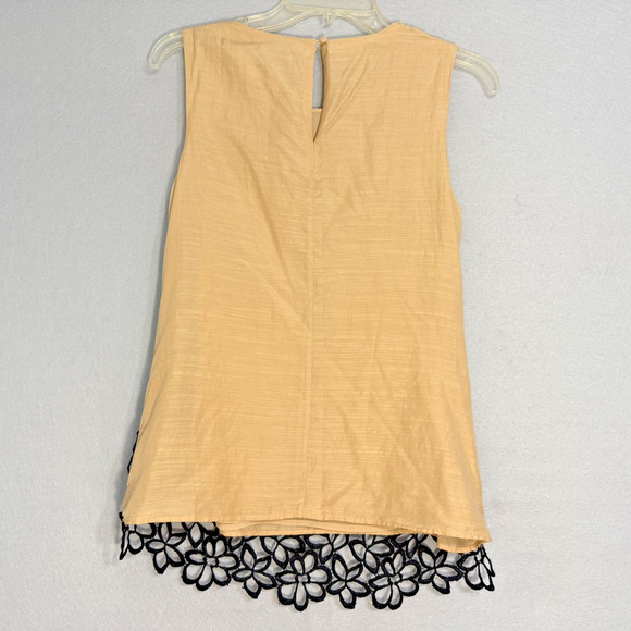 Neiman Marcus Lela Rose for Target Women's Crochet Lace Top Size S Silk Luxury - Picture 2 of 6